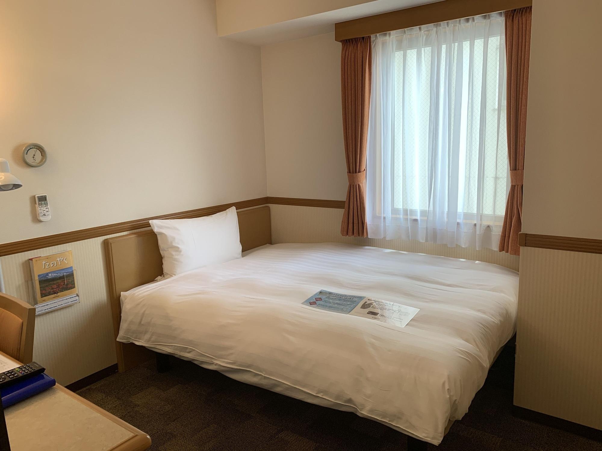 Toyoko Inn Shin-Yokohama Ekimae Shinkan Exterior photo
